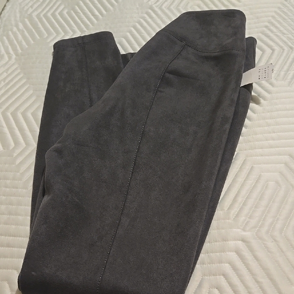 Faux Suede Gray Leggings - Picture 2 of 2